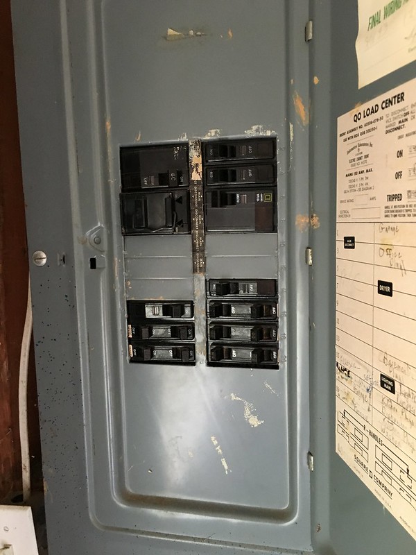 How to Fix a Tripped Circuit Breaker